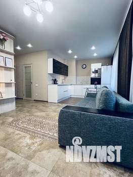 1-к квартира, посуточно, 38м2, 11/17 этаж