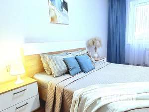 2-к квартира, посуточно, 50м2, 1/1 этаж