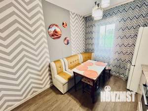 1-к квартира, посуточно, 40м2, 2/10 этаж