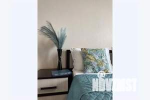 1-к квартира, посуточно, 42м2, 13/17 этаж