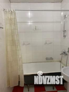 Студия квартира, посуточно, 49м2, 6/10 этаж