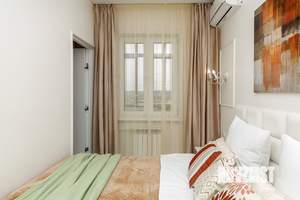 1-к квартира, посуточно, 42м2, 12/18 этаж