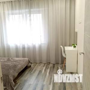 2-к квартира, посуточно, 40м2, 3/10 этаж