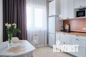 1-к квартира, посуточно, 45м2, 3/9 этаж