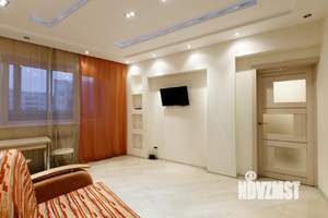 2-к квартира, посуточно, 50м2, 1/1 этаж