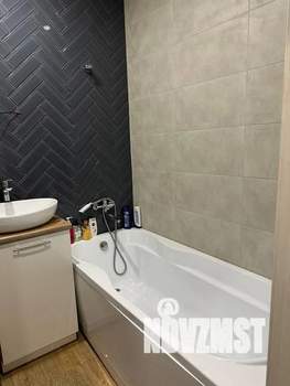 Студия квартира, посуточно, 30м2, 11/18 этаж