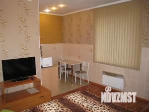 1-к квартира, посуточно, 25м2, 1/2 этаж