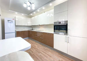 3-к квартира, на длительный срок, 93м2, 3/15 этаж