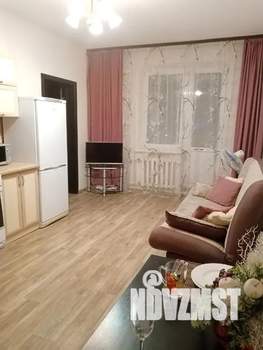 1-к квартира, посуточно, 45м2, 7/12 этаж