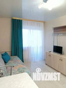 Студия квартира, посуточно, 20м2, 4/18 этаж