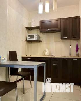 1-к квартира, посуточно, 40м2, 13/13 этаж