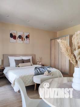 Студия квартира, посуточно, 37м2, 12/16 этаж