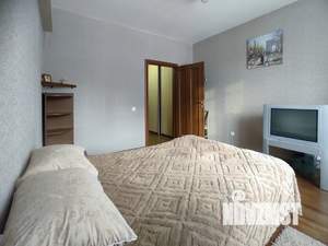 3-к квартира, посуточно, 79м2, 3/9 этаж