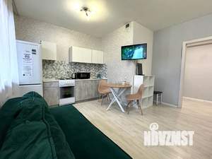 Студия квартира, посуточно, 35м2, 2/9 этаж