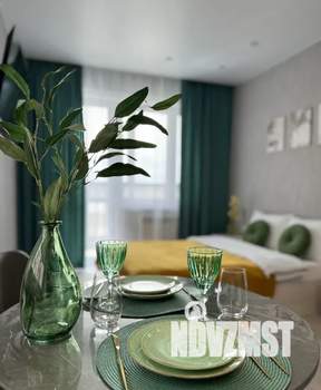 Студия квартира, посуточно, 31м2, 3/17 этаж