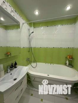 1-к квартира, посуточно, 44м2, 1/1 этаж