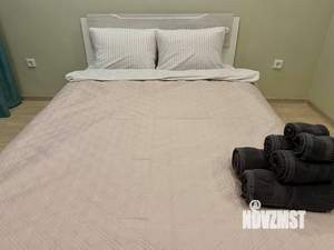 3-к квартира, посуточно, 54м2, 1/1 этаж