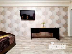 1-к квартира, посуточно, 50м2, 8/10 этаж