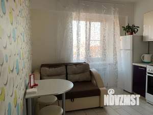 1-к квартира, посуточно, 42м2, 13/17 этаж