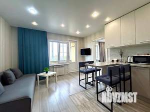 1-к квартира, посуточно, 37м2, 6/9 этаж