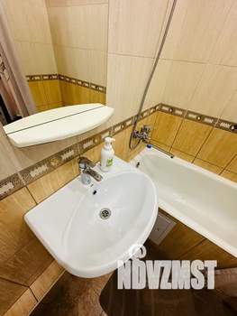 2-к квартира, посуточно, 45м2, 6/17 этаж