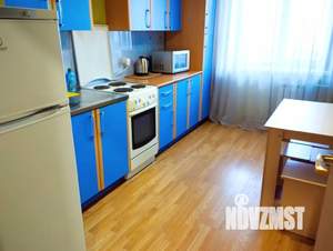 1-к квартира, посуточно, 35м2, 5/6 этаж