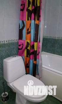 Студия квартира, посуточно, 42м2, 5/10 этаж