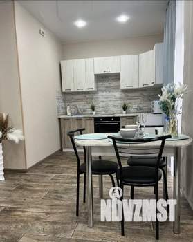 1-к квартира, посуточно, 35м2, 13/16 этаж