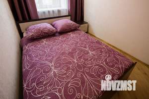 2-к квартира, посуточно, 40м2, 3/5 этаж