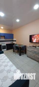 2-к квартира, посуточно, 42м2, 10/18 этаж