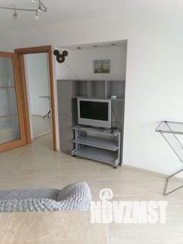 2-к квартира, посуточно, 50м2, 1/1 этаж