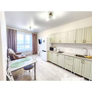 1-к квартира, посуточно, 39м2, 11/16 этаж