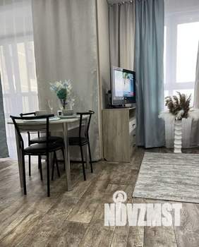 1-к квартира, посуточно, 35м2, 13/16 этаж