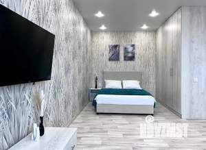 Студия квартира, посуточно, 40м2, 11/19 этаж