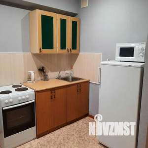 1-к квартира, посуточно, 37м2, 10/10 этаж