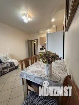 1-к квартира, посуточно, 54м2, 1/1 этаж