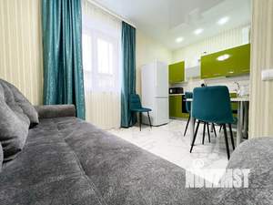 1-к квартира, посуточно, 42м2, 1/2 этаж