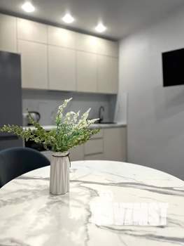 Студия квартира, посуточно, 30м2, 3/10 этаж