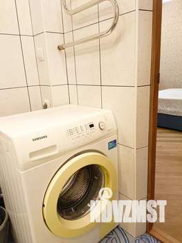 1-к квартира, посуточно, 38м2, 3/9 этаж