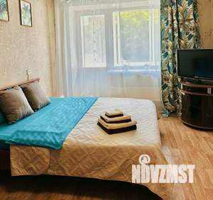 1-к квартира, посуточно, 34м2, 1/1 этаж