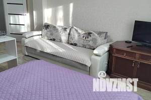 1-к квартира, посуточно, 40м2, 2/9 этаж