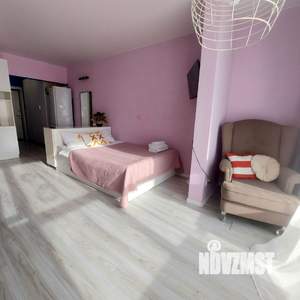 Студия квартира, посуточно, 30м2, 13/19 этаж