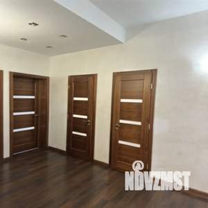 3-к квартира, посуточно, 100м2, 1/1 этаж