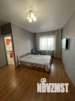 1-к квартира, посуточно, 33м2, 1/1 этаж