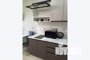 1-к квартира, посуточно, 42м2, 4/17 этаж