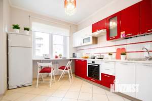 2-к квартира, посуточно, 70м2, 1/1 этаж