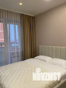 Студия квартира, посуточно, 28м2, 13/16 этаж