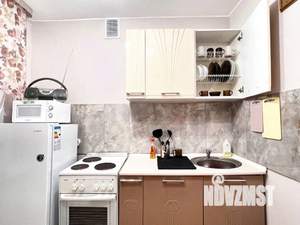 1-к квартира, посуточно, 32м2, 1/1 этаж