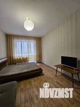 1-к квартира, посуточно, 40м2, 5/12 этаж