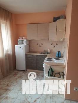Студия квартира, посуточно, 30м2, 3/9 этаж